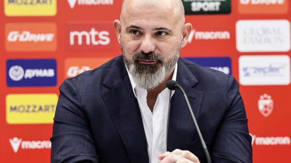 "Stankovića su uzdigli do nebesa, a potom počeli da ga razvlače"