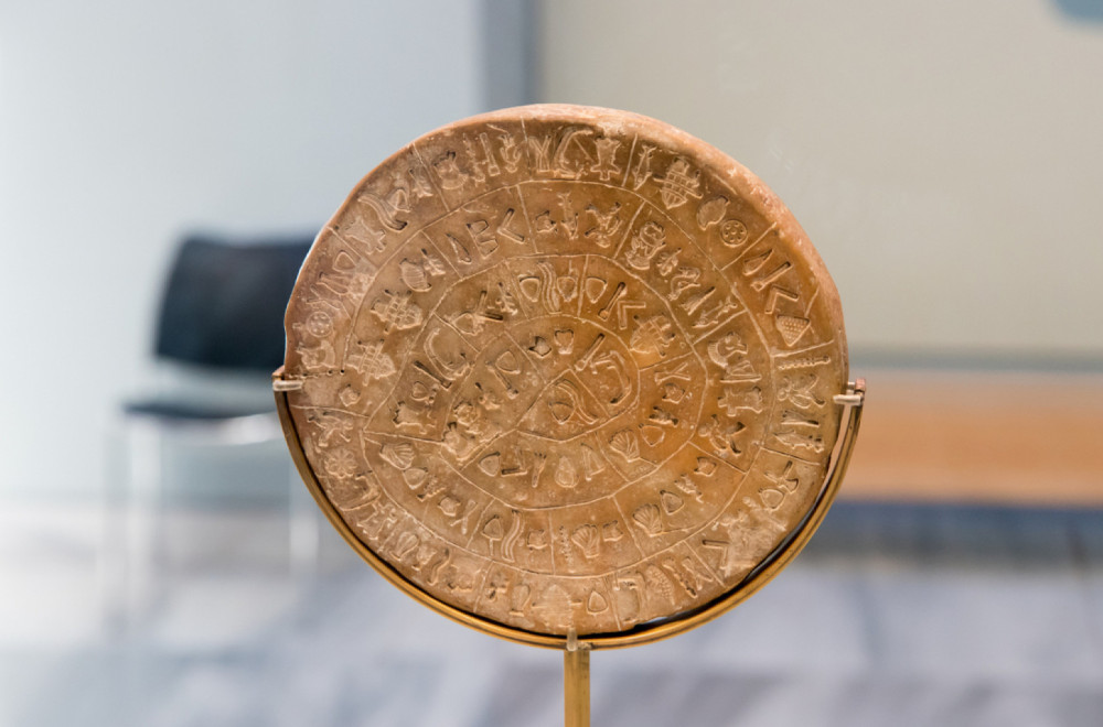 Sedam misterioznih jezika koje još niko nije uspeo da dešifruje FOTO