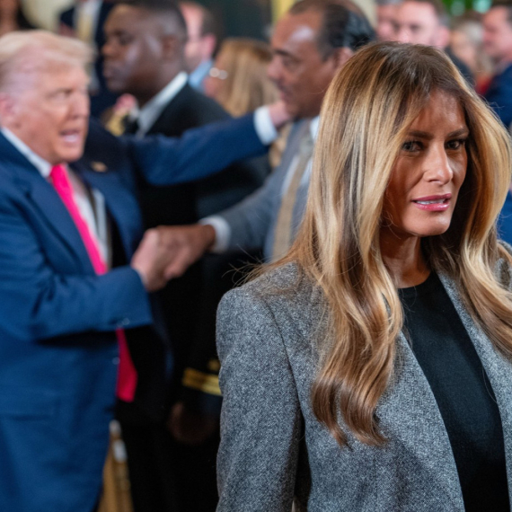 Džabe besprekoran stajling Melanije Tramp: Jedan detalj napravio pometnju FOTO