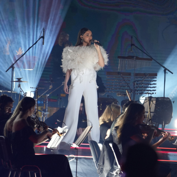 Emina Jahović održala spektakularan koncert u Sava centru: Sve oduševila ovom objavom VIDEO