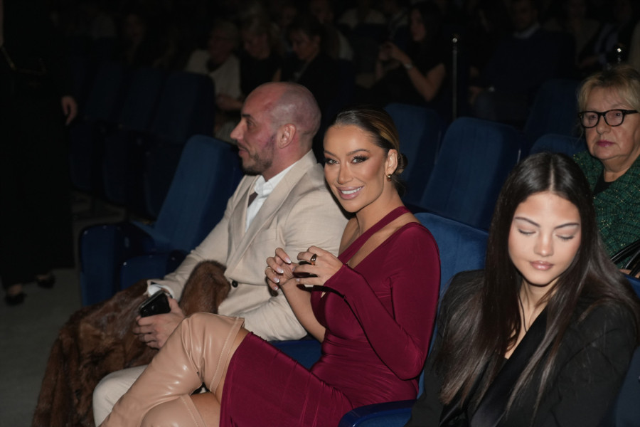 Emina Jahović održala spektakularan koncert u Sava centru: Sve oduševila ovom objavom VIDEO