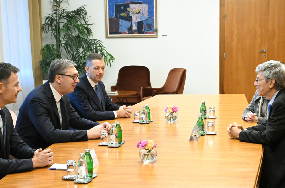 Mali razgovarao sa Džefrijem Saksom: Srbija na pravom putu