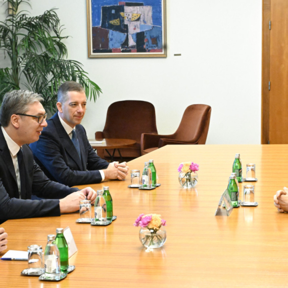 Mali razgovarao sa Džefrijem Saksom: Srbija na pravom putu