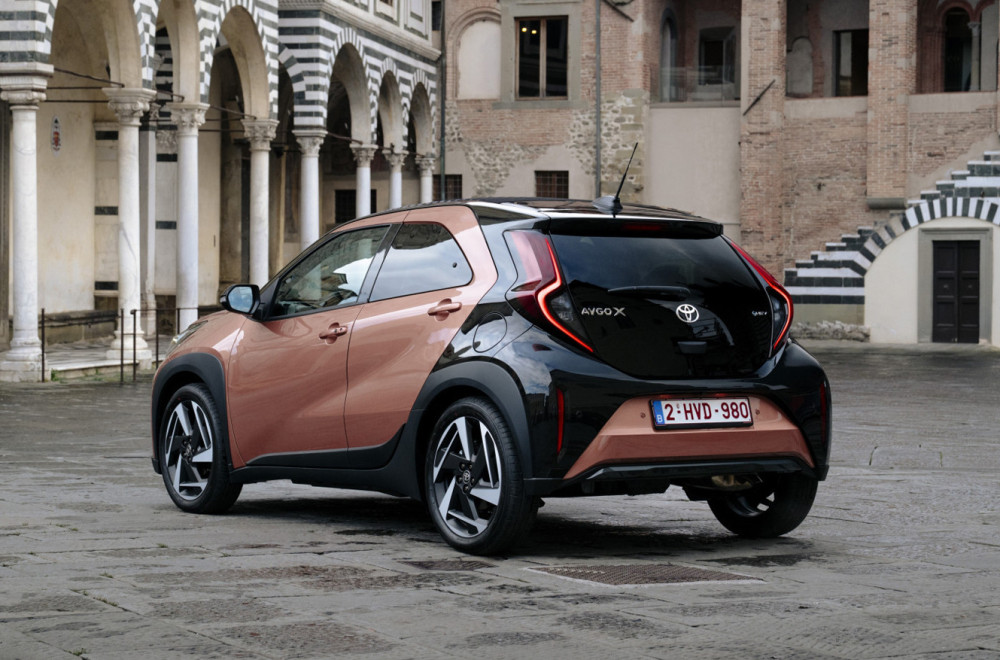 Redizajnirana Toyota Aygo X predstavljena u Srbiji, poznata i cena FOTO