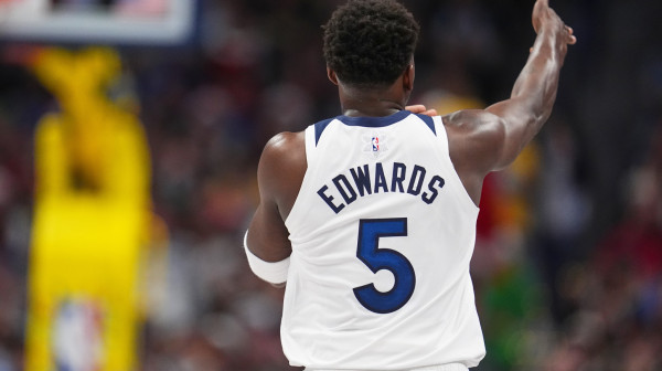 Umalo upropastio Jokićev spektakl – isključen u produžetku, optužio sudije VIDEO