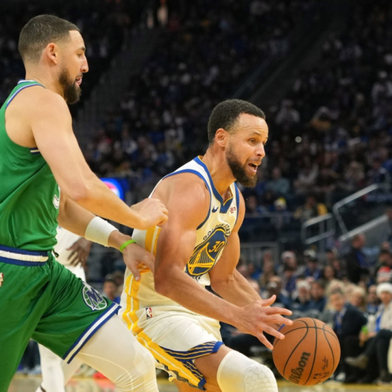 Fleg briljirao na debiju, Klej dočekan ovacijama, ali su Kari i Batler imaju poslednju reč VIDEO