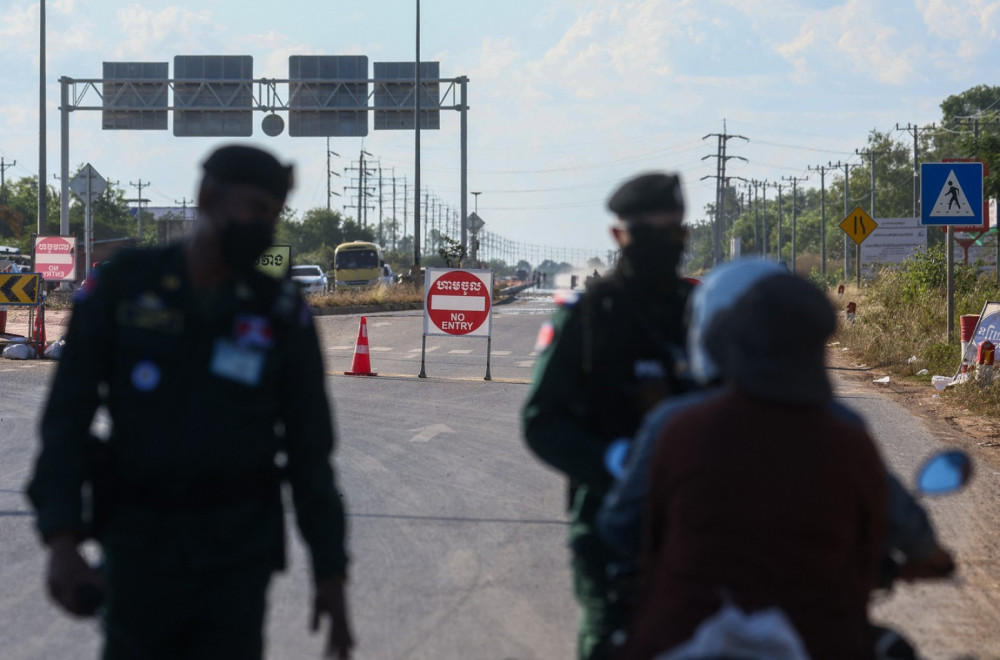 Nova eskalacija sukoba: Lovci F-16 zasuli bombe dok traju mirovni razgovori FOTO
