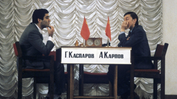 Na današnji dan: Drama za pamćenje – Kasparov preko Karpova do šampionske titule VIDEO