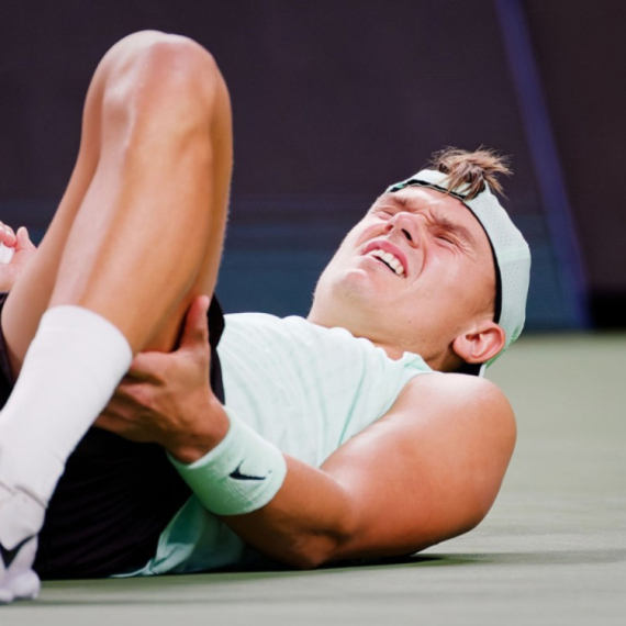 Impresivni snimci Runea samo dve meseca posle operacije VIDEO