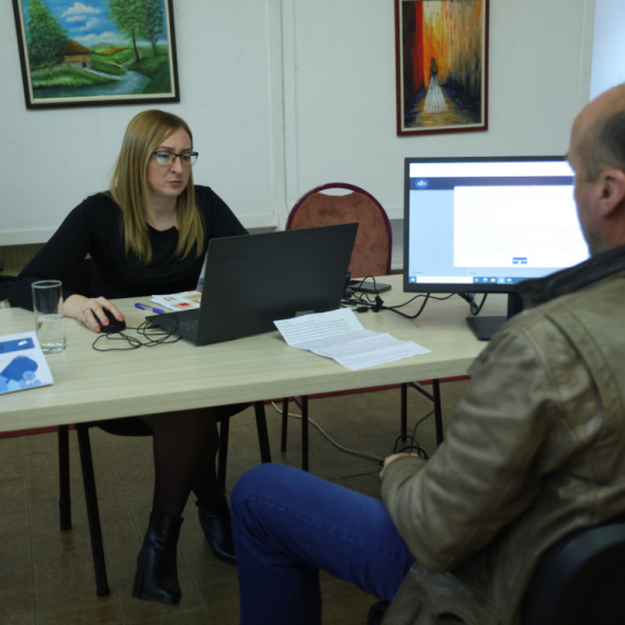 Veliko interesovanje za Vučićevu inicijativu: Stiglo 516.858 prijava za upis bespravnih objekata