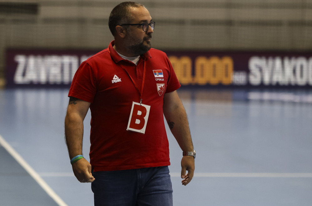 RSS izabrao najbolje: Nagrada u rukama trenera Zvezde