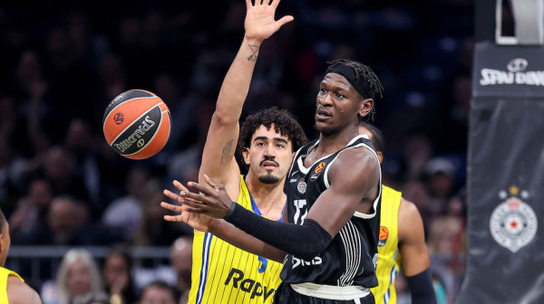 Igra mačke i miša – Makabi "izudarao" nemoćni Partizan!