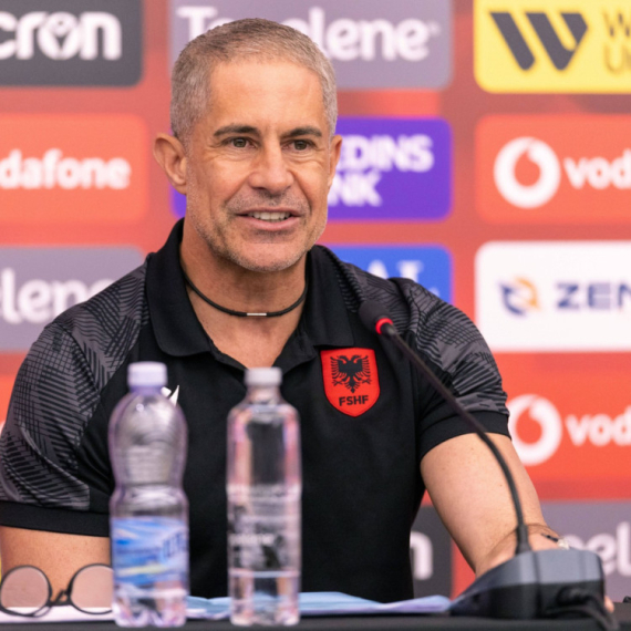 Albanci ljuti: Naslednik selektora u dresu Srbije FOTO