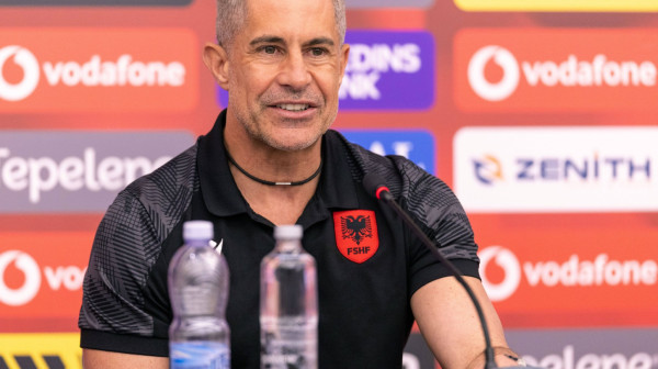 Albanci ljuti: Naslednik selektora u dresu Srbije FOTO