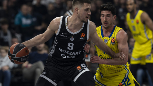 "To je prvi korak da se vrati poverenje navijača Partizana"