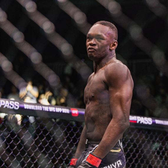 Adesanja najavio kraj: "Pričam ljudima da sam u penziji"