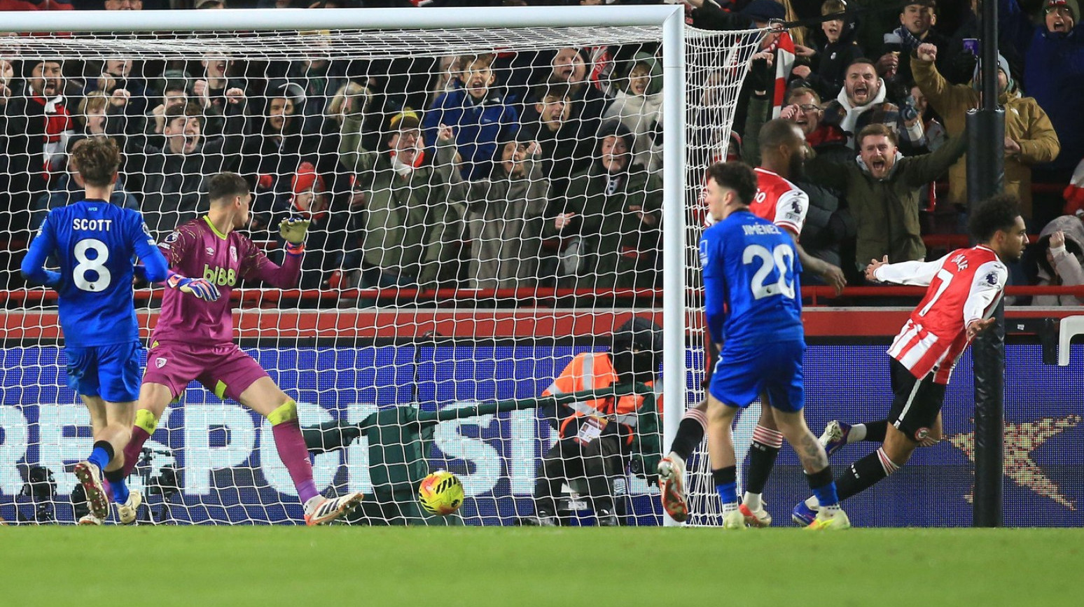 Košmarno popodne Petrovića u Premijer ligi VIDEO