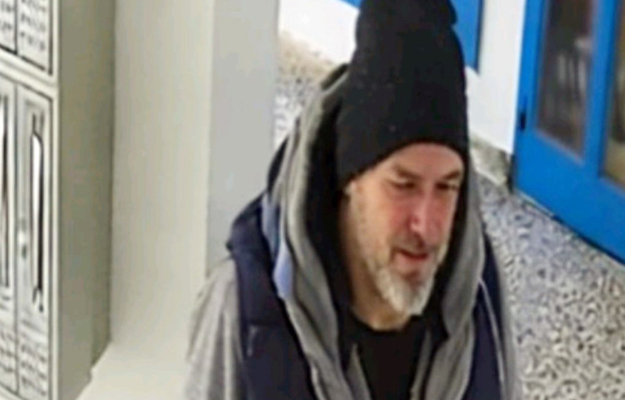 Poznato stanje žene izbodene u Beogradu: Muškarac joj prišao s leđa, pa joj zadao ubode po glavi