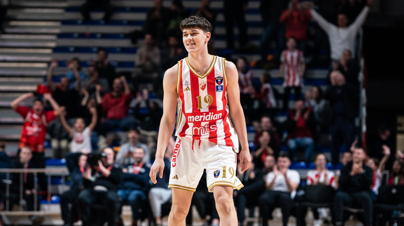 Zvezda ima najmlađeg debitanta u istoriji – "delije" oduševljene!