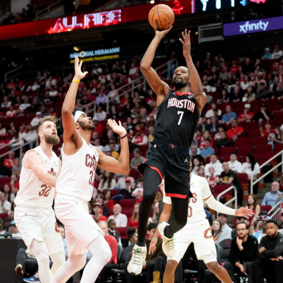 Durent dominirao protiv Klivlenda – vratio se Janis i pobedio Čikago VIDEO