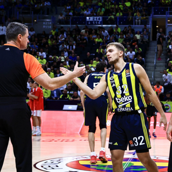 Loše vesti za Fenerbahče – Šarunas ostao bez igrača
