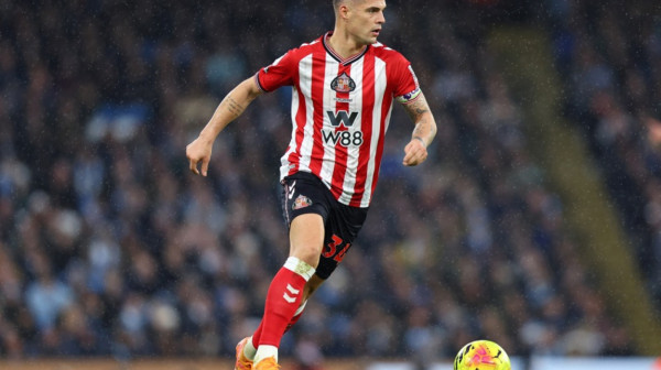 Sanderlend ispustio tri boda protiv Lidsa