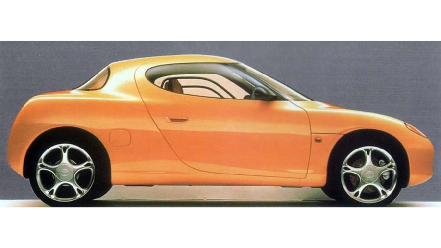 Toyota je jednom napravila kupe težak samo 450 kg! FOTO