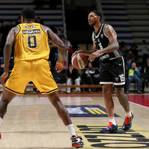 Pejn se "zapalio", Partizan vodi – crno-beli, ipak u problemu