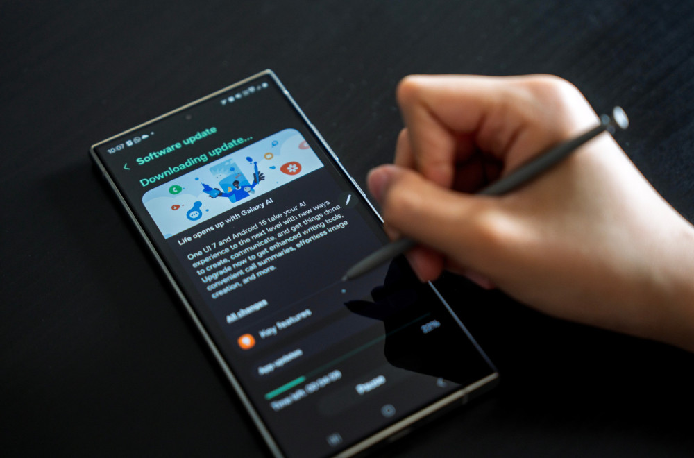 Bixby se vraća u igru