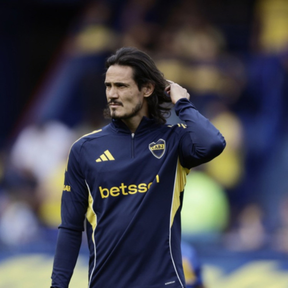 Odlazak "Matadora" – Kavani okačio kopačke o klin VIDEO