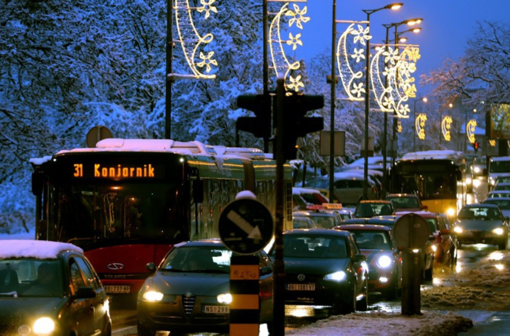 Vremenski rolerkoster: Meteorolog upozorava – moguća opasna pojava, a onda i više od 20 cm snega FOTO