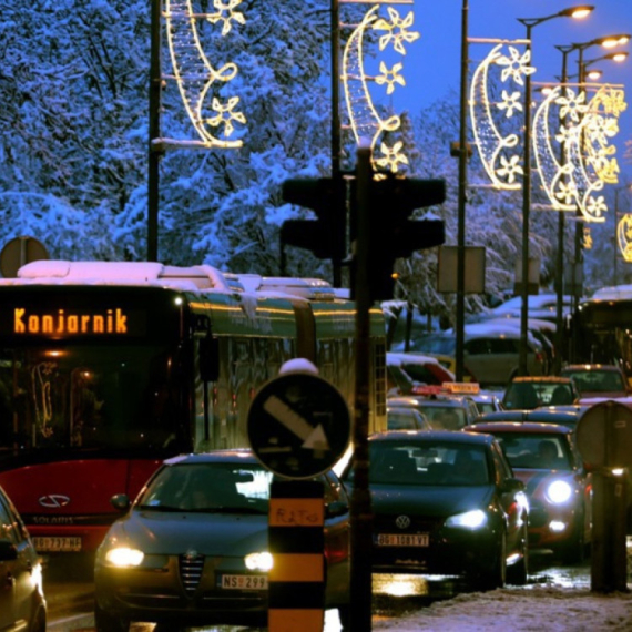 Vremenski rolerkoster: Meteorolog upozorava – moguća opasna pojava, a onda i više od 20 cm snega FOTO