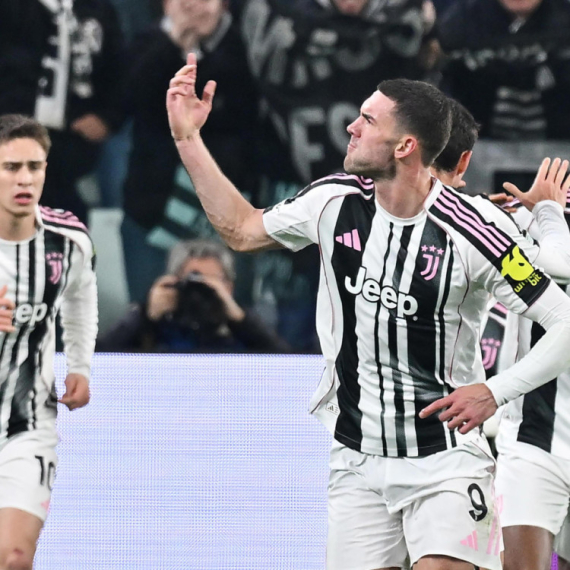 Barselona kontaktirala Vlahovića!