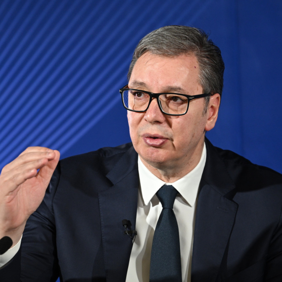 Vučić u 2025. imao čak 63 susreta sa šefovima država; Sa premijerima 34, sa šefovima EU isto 34