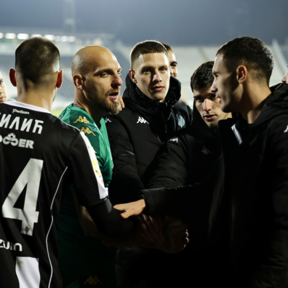 Crno-bela godina: (Ne)povenje Blagojeviću – prvo mesto, a o tome niko ne priča...