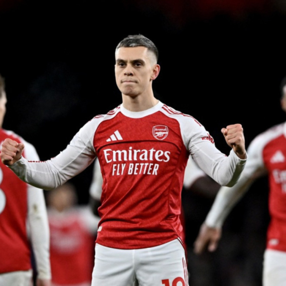 Arsenal gospodari Premijer ligom – napunili mrežu Aston Vile