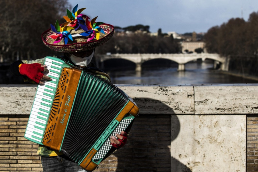 Ovo je instrument godine: Harmonika uvek i svuda