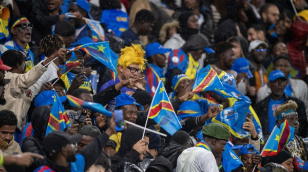 Čovek-statua najveća atrakcija Kupa afričkih nacija VIDEO