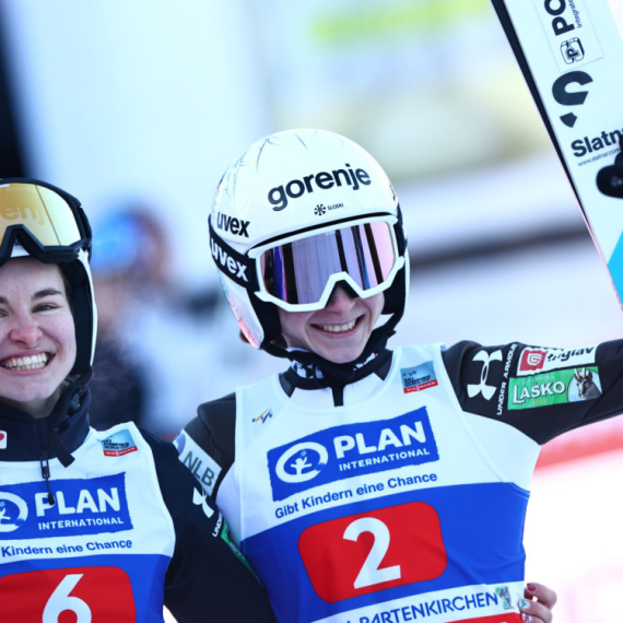 "Kraljica Garmiš-Partenkirhena" – Prevc smanjil zaostatak za Japankom