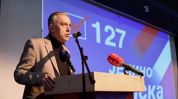 Elek čestitao Srbima na KiM Novu godinu: Nastavićemo da se brinemo o narodu i u 2026.