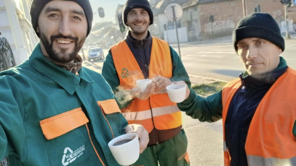 Nema pauze za vredne komunalne radnike u Čačku: Od rane zore na svojim radnim mestima FOTO