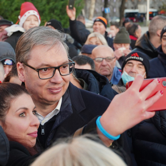 Vučićevom merom čak 20.000 proizvoda jeftinije; Građani oduševljeni: "Hvala državi" FOTO/VIDEO