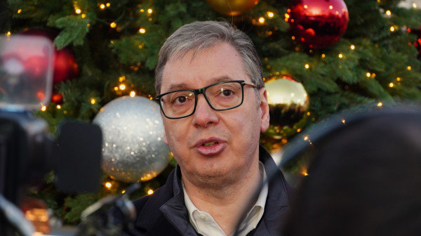 "MOL je radio zajedno s nama"; Vučić: "NIS ima pravo da radi, očekujem već 5. januara 85.000 tona nafte"