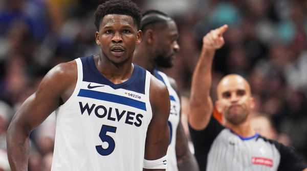 Bezobrazluk Entonija Edvardsa VIDEO