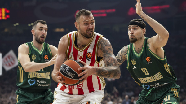 Panatinaikos se rešio centra