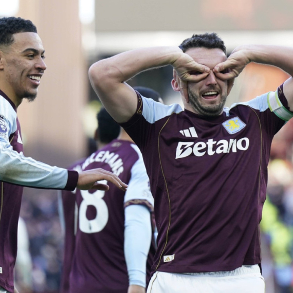 Rapsodija Aston Vile u novoj godini – Milenković i Notingem nemoćni VIDEO