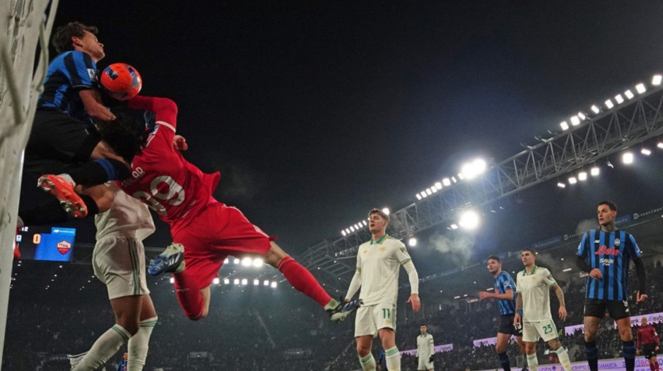 Svilar "nezaštićen" – derbi u Bergamu rešen spornim golom VIDEO