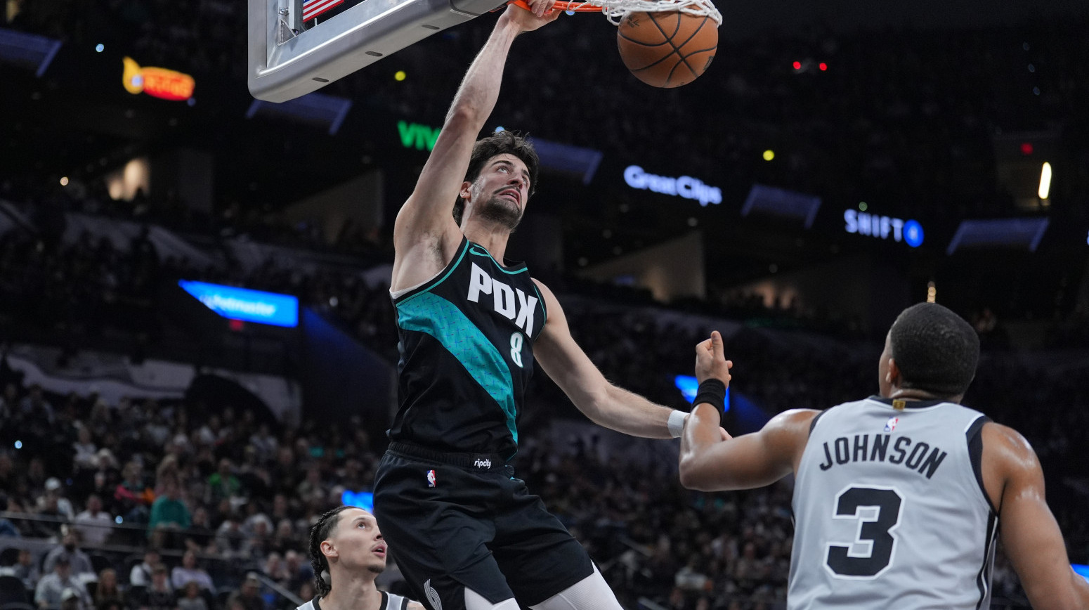 Rođendanski tripl-dabl Avdije za iznenađenje u NBA ligi VIDEO