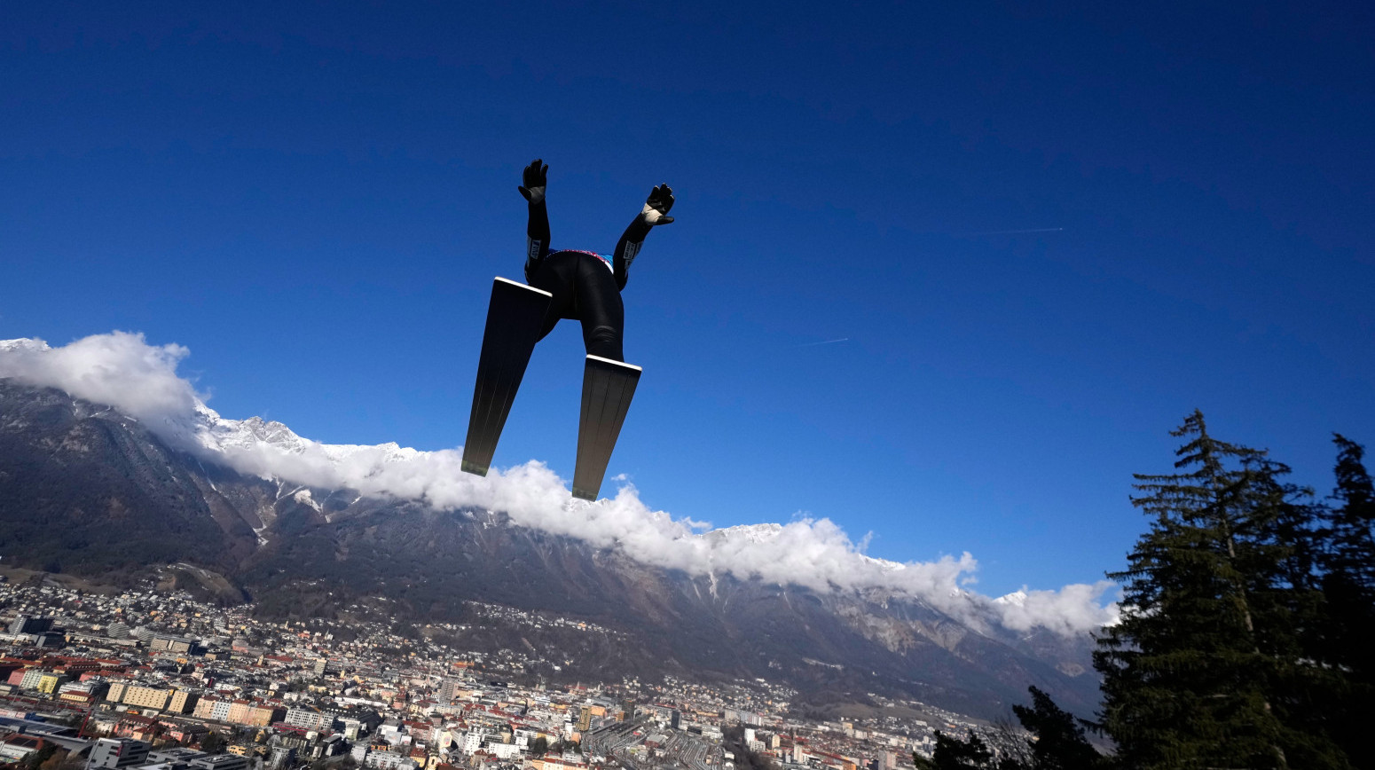 Ništa od Grend slema za Prevca – Japanac slavio u Insbruku!