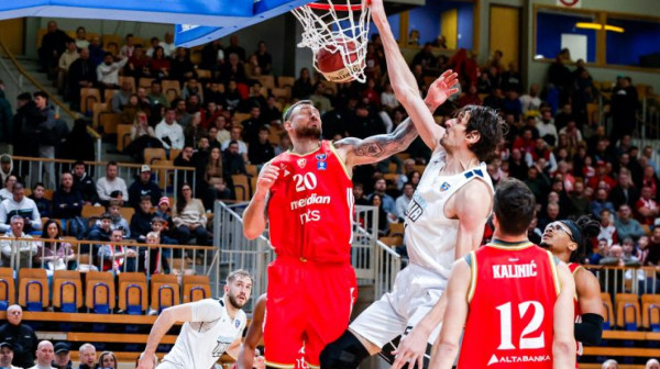 Zvezda se mučila, pa razbila Bobijevu Iliriju